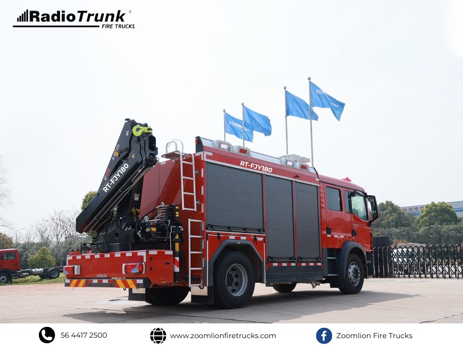 Miniatura RT-FJY180 Vista trasera — grúa articulada plegada